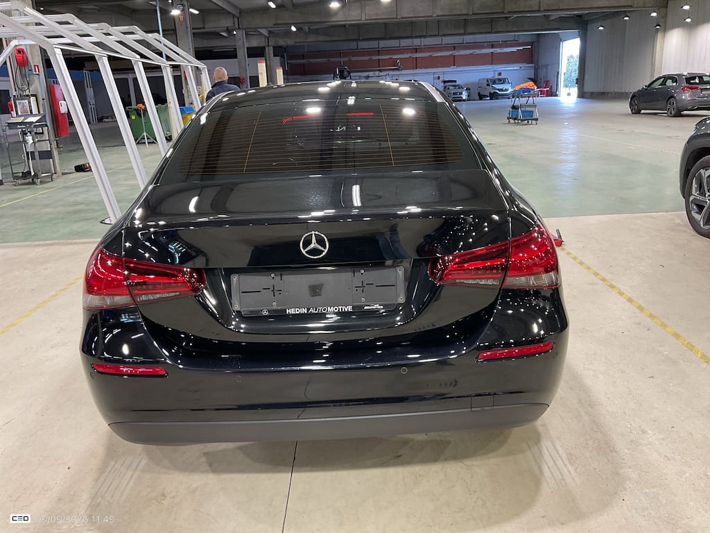 MERCEDES-BENZ A-CLASS LIMOUSINE 1.3 A 180 BUSINESS SOLUTION ESSENTIAL photo
