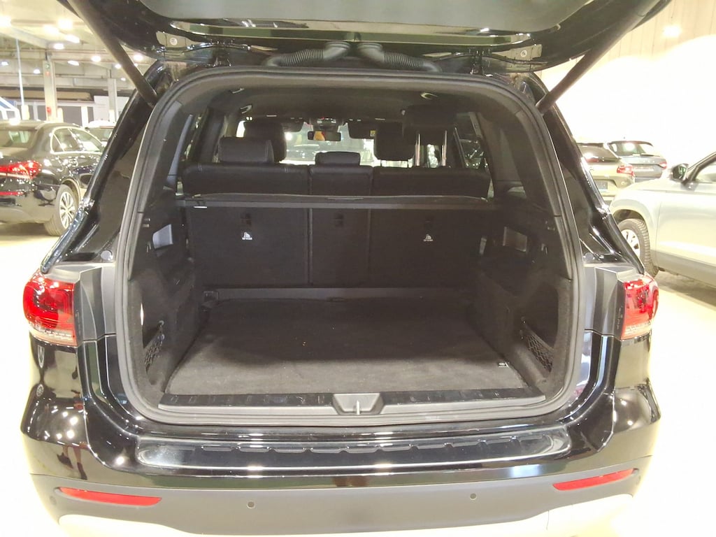 MERCEDES-BENZ GLB 1.3 GLB 180 DCT photo