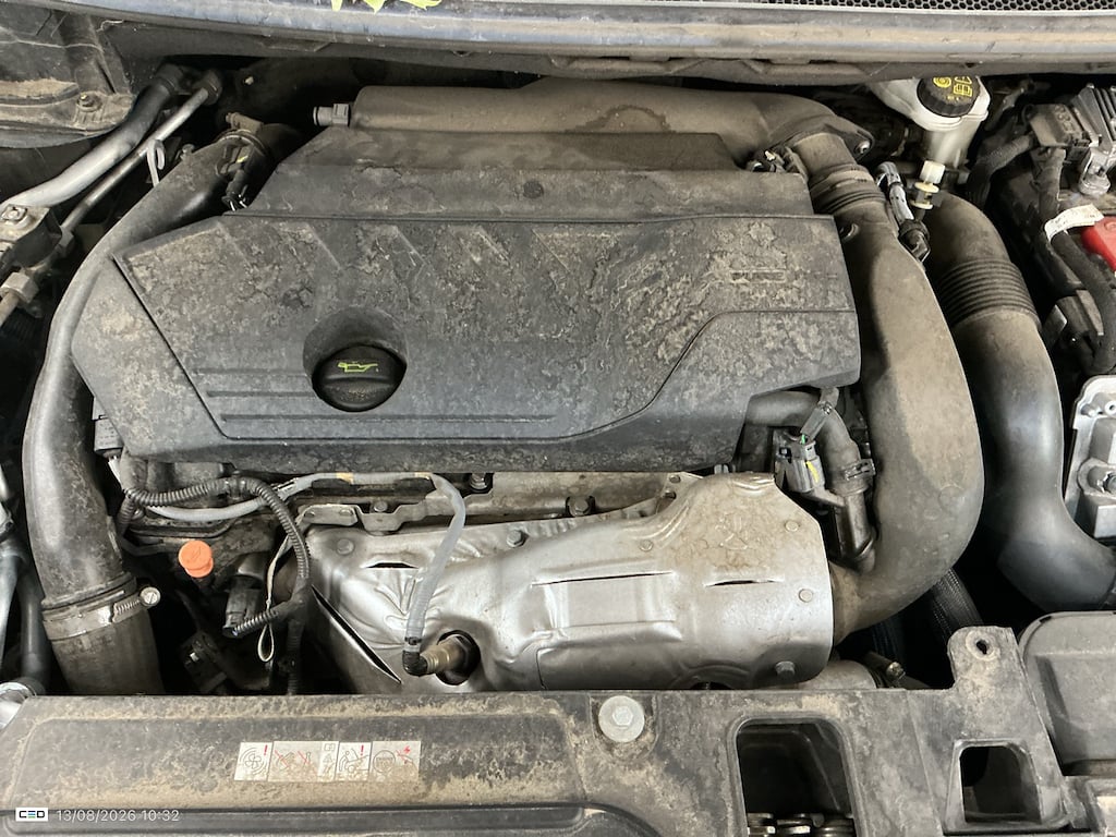 PEUGEOT 3008 1.6 PHEV 225 E-AUTO8 ACTIVE PACK photo