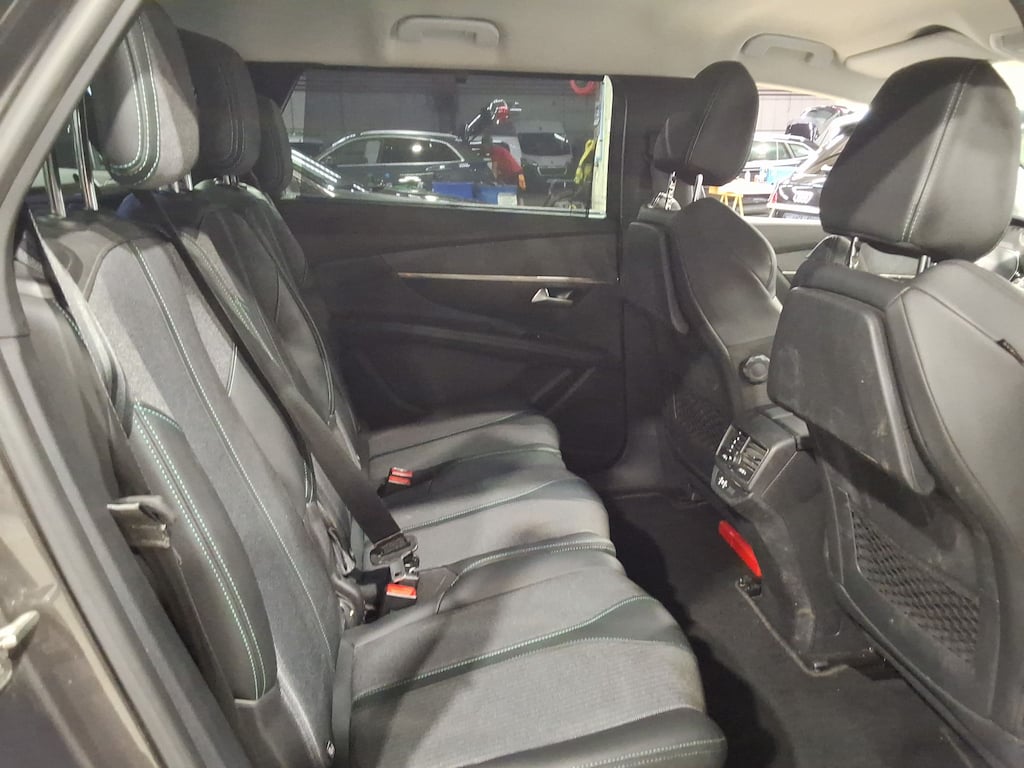 PEUGEOT 5008 1.2 PURETECH 130 AUTO ALLURE PACK photo