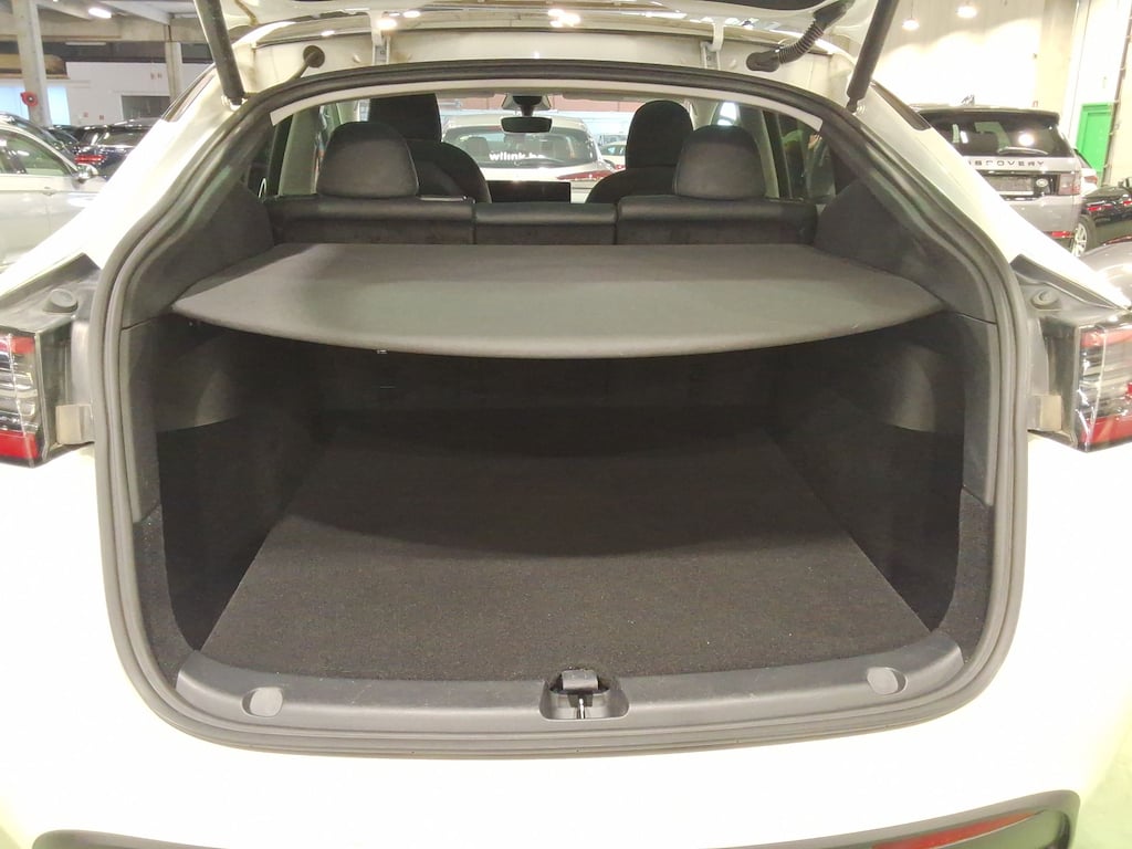 TESLA MODEL Y BEV 75KWH LONG RANGE AUTO 4WD photo