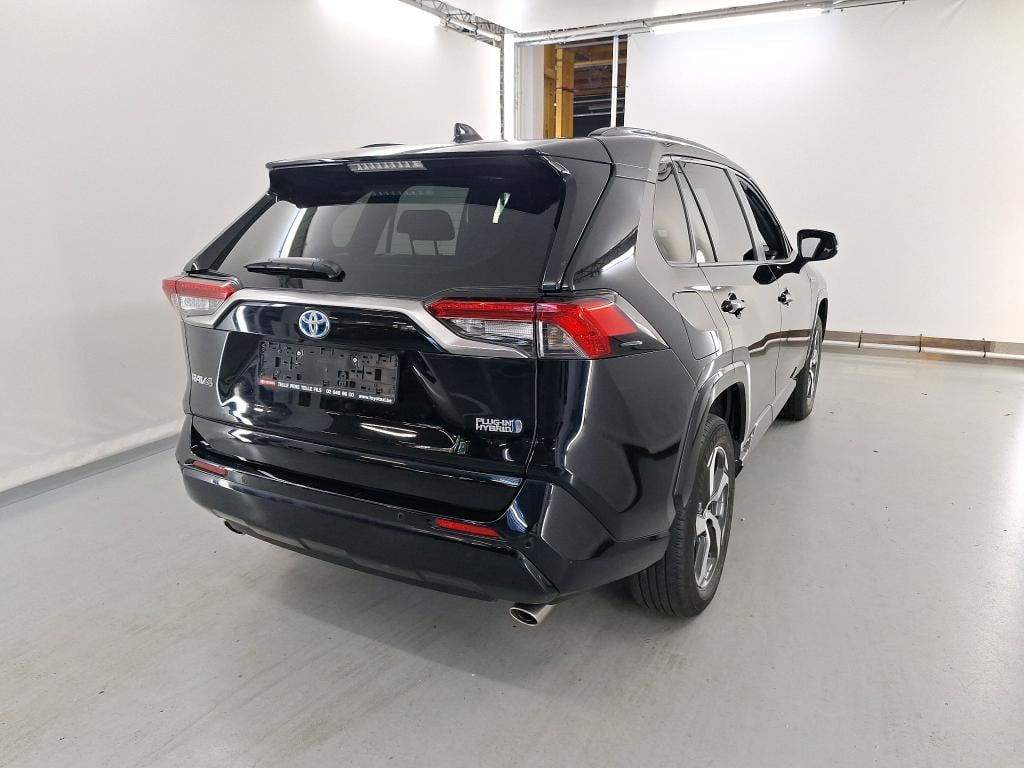 TOYOTA RAV4 2.5 PHEV 225KW DYNAMIC PLUS E-CVT 4WD photo