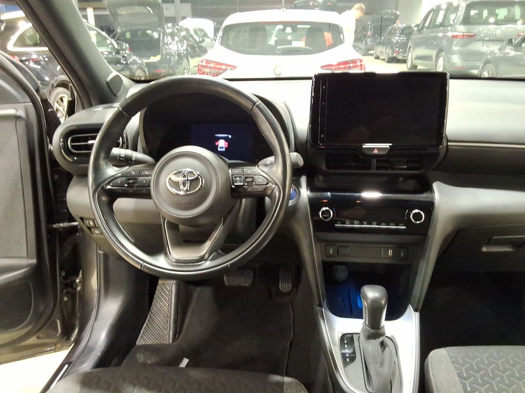 TOYOTA YARIS CROSS 1.5 VVT-IE HEV DYNAMIC PLUS CVT photo