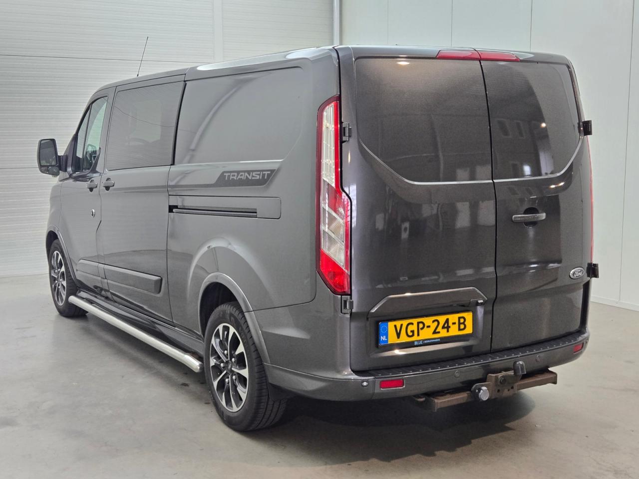 FORD Transit Custom 310 2.0 TDCI L2H1 Sport photo