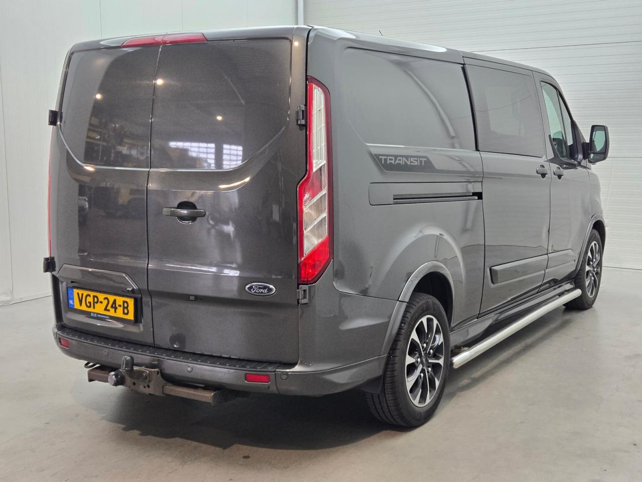 FORD Transit Custom 310 2.0 TDCI L2H1 Sport photo