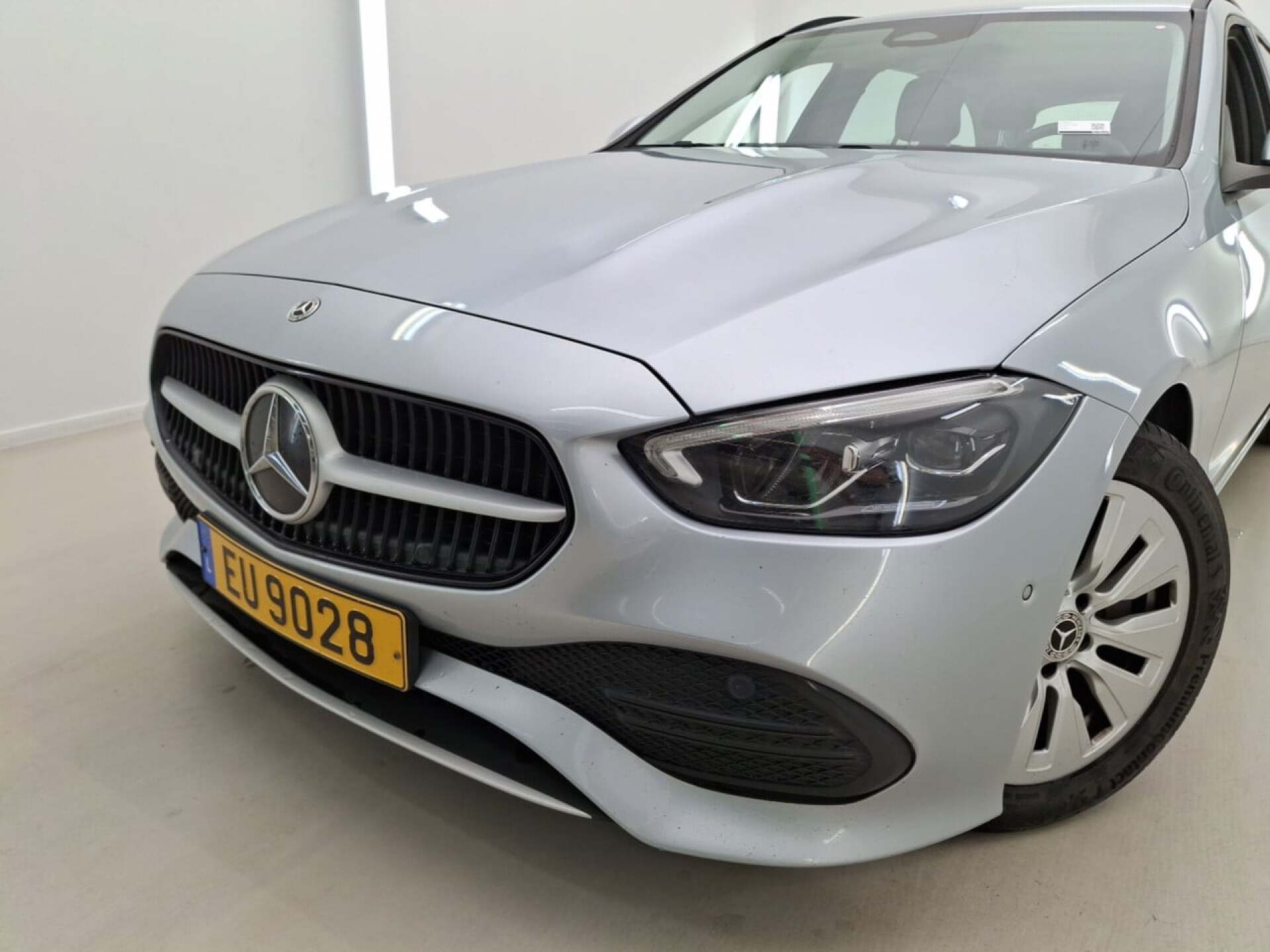 MERCEDES-BENZ C-KLASSE ESTATE 200D photo