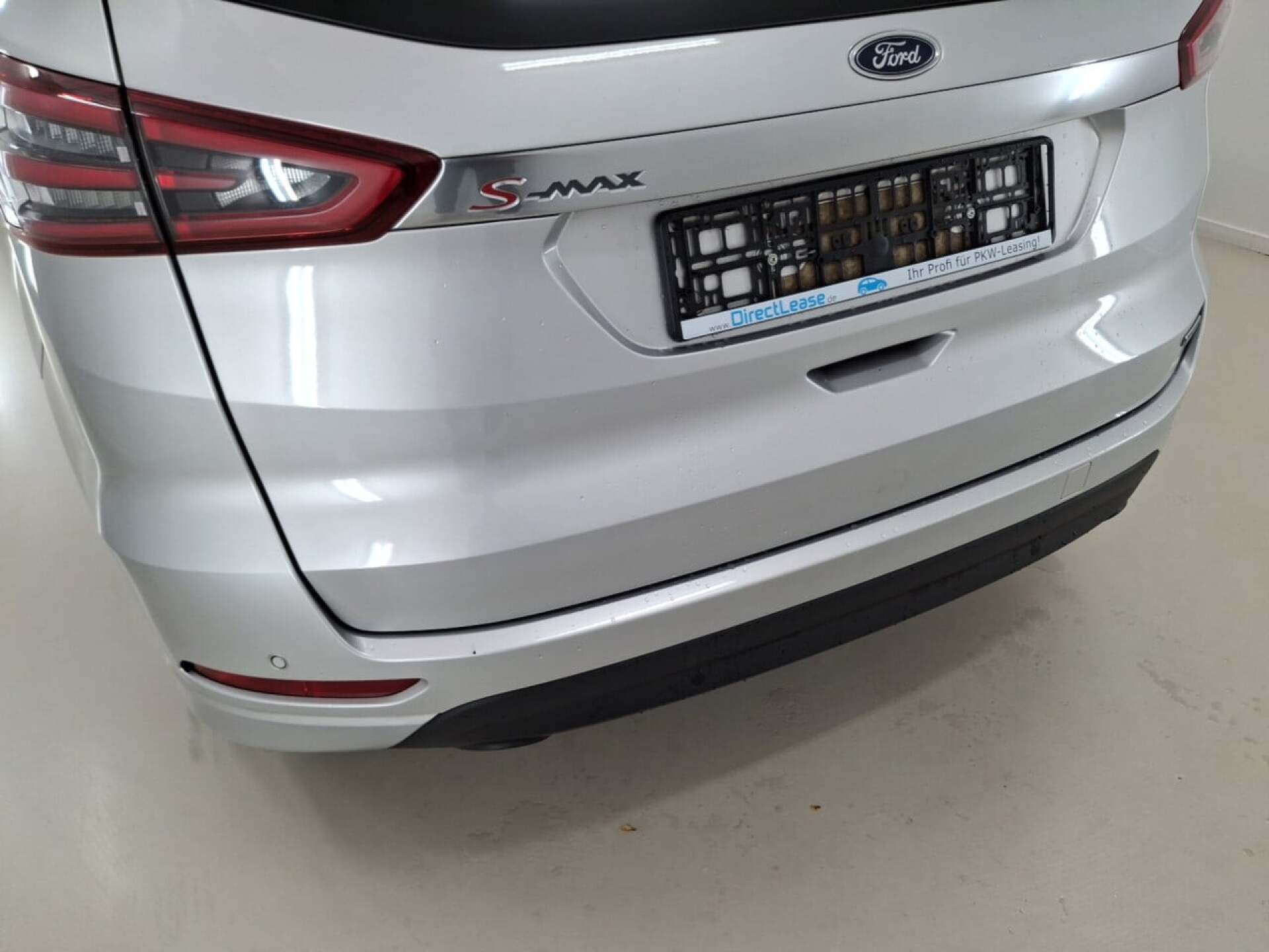 FORD S-MAX 2.5 DURATEC TITANIUM AUT. photo