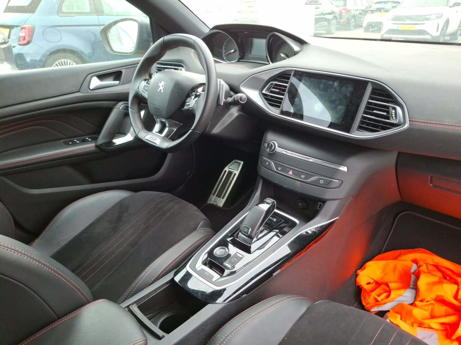 PEUGEOT 308 SW 1.5 BLUEHDI GT EAT8 photo