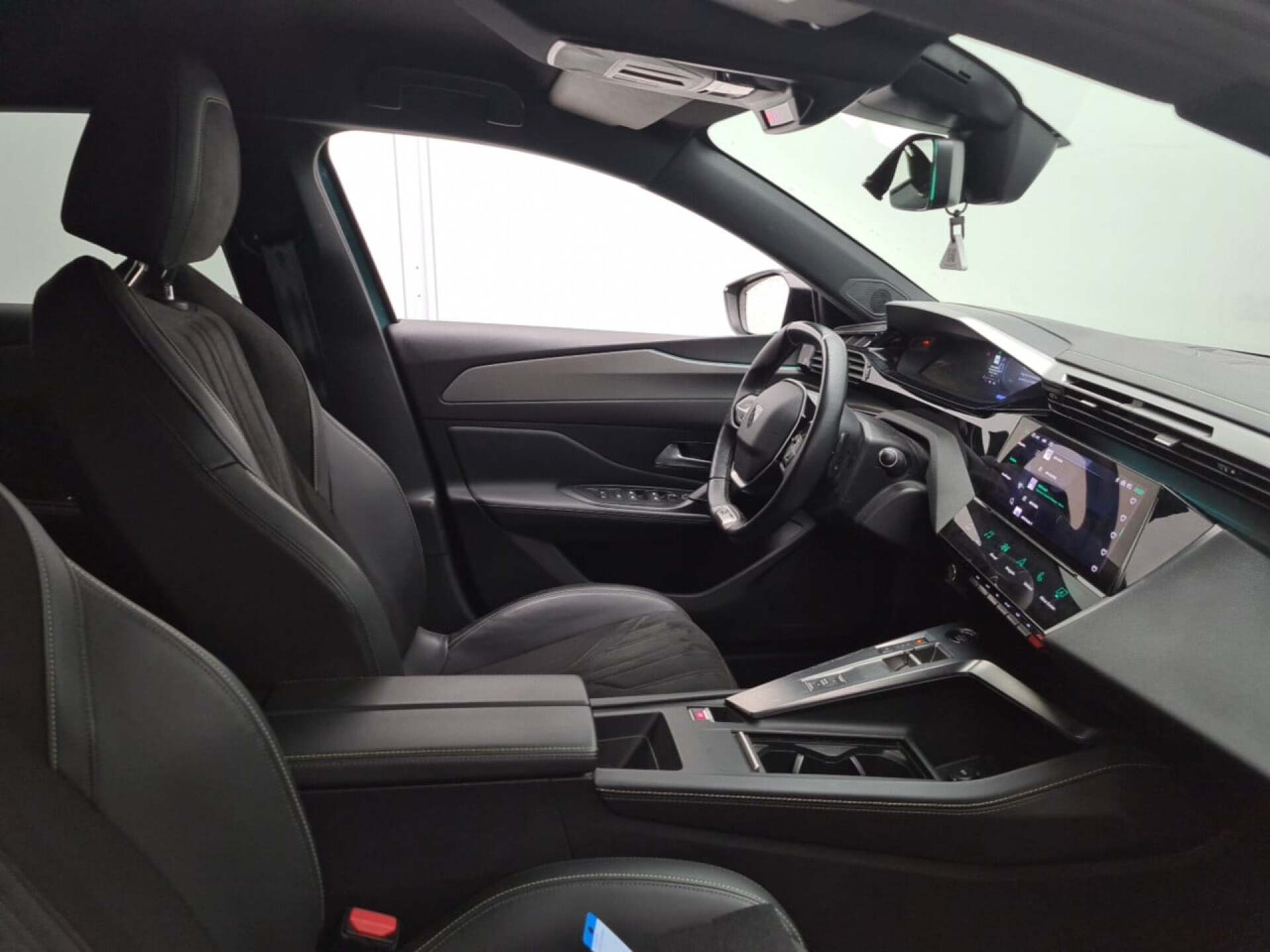 PEUGEOT 308 SW 1.5 BLUEHDI GT EAT8 photo