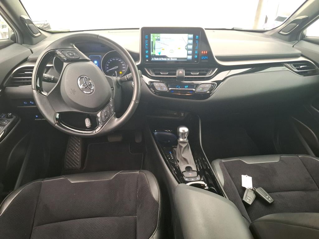 TOYOTA C-HR / 2016 / 5P / SUV 1.8 HYBRIDE 122 JBL EDITION(SL) photo
