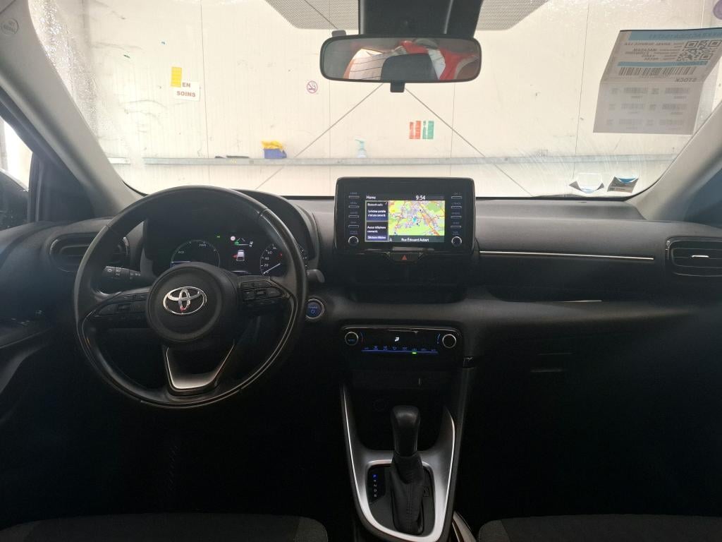 TOYOTA Yaris Hybride / 2019 / 5P / Berline Hybride 116h France Business Stage Acad photo