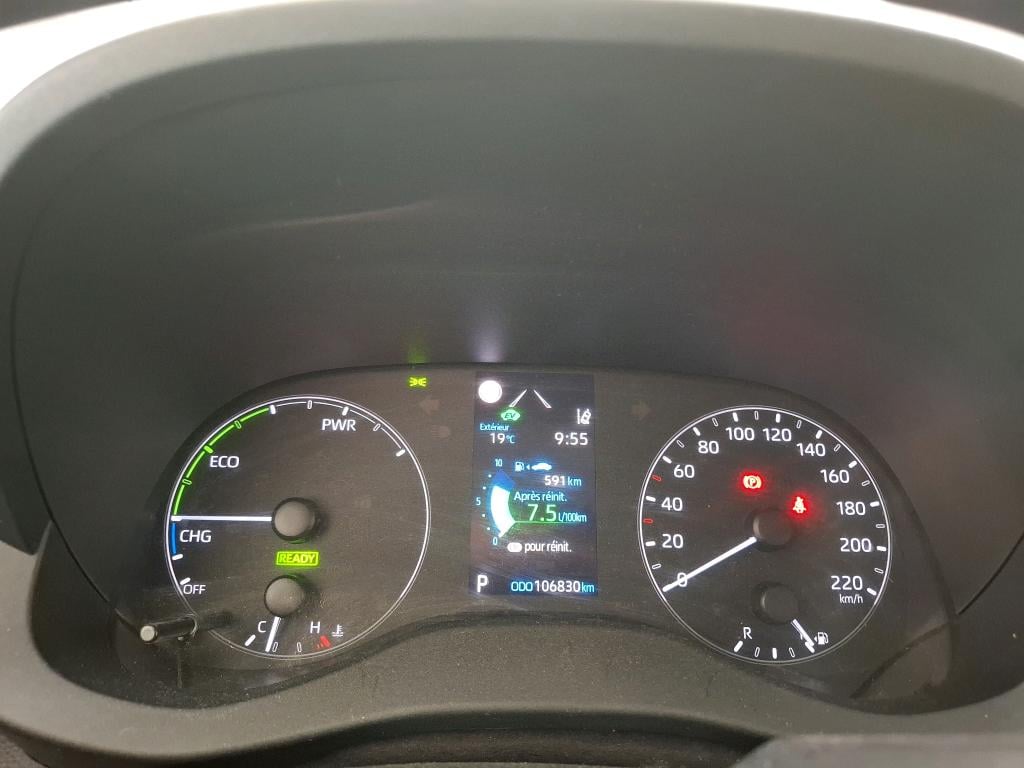 TOYOTA Yaris Hybride / 2019 / 5P / Berline Hybride 116h France Business Stage Acad photo