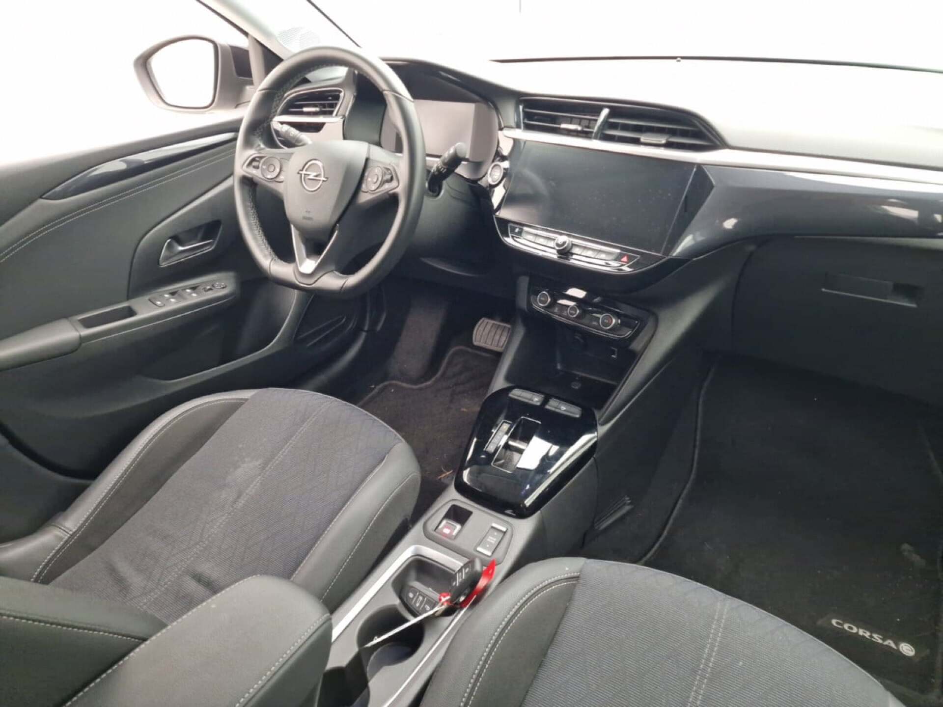 OPEL CORSA-E ELEGANCE 50 KWH photo