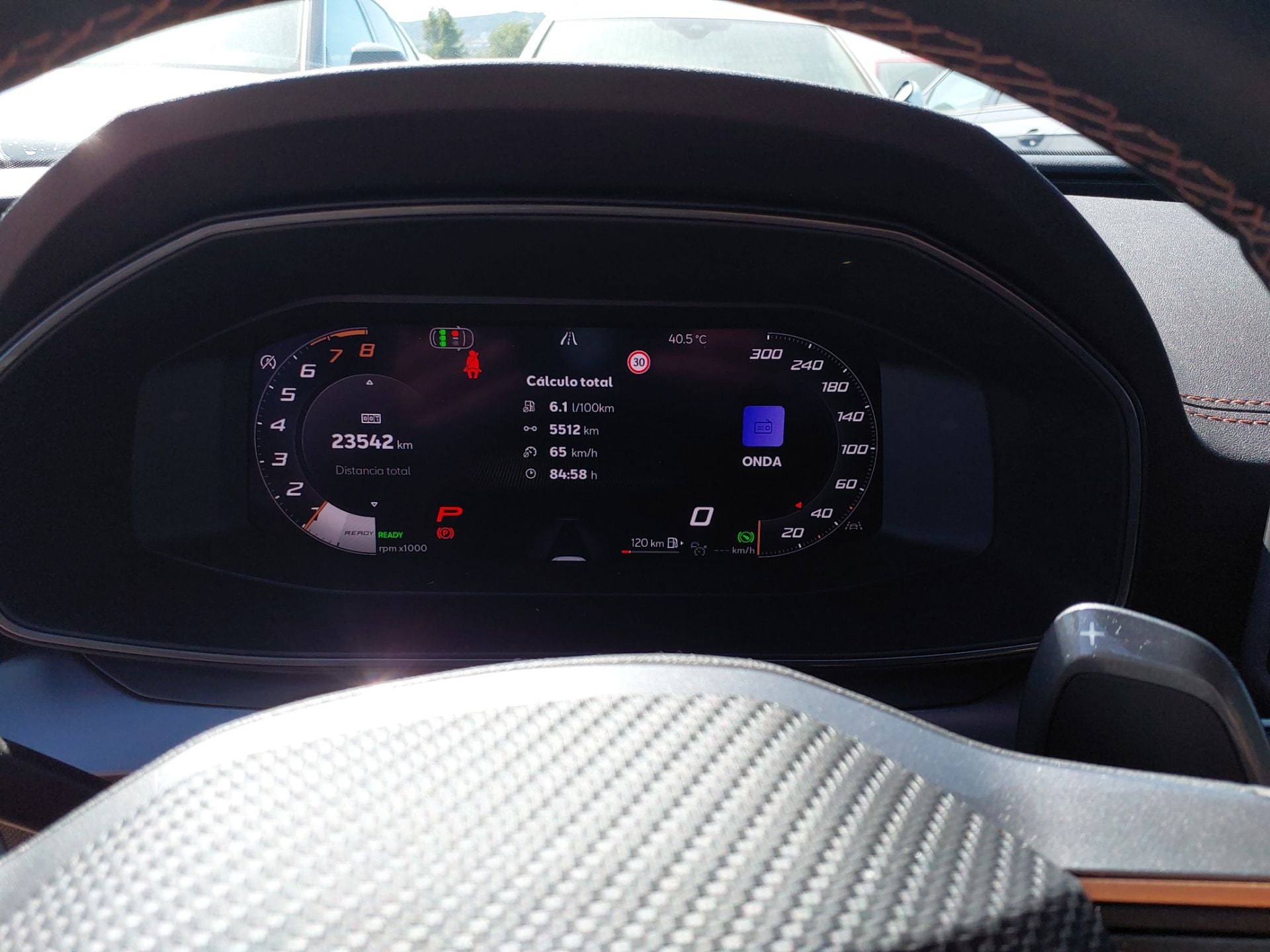 CUPRA Leon 5P 1.5 eTSI DSG 150cv AutomÃ¡tico  photo
