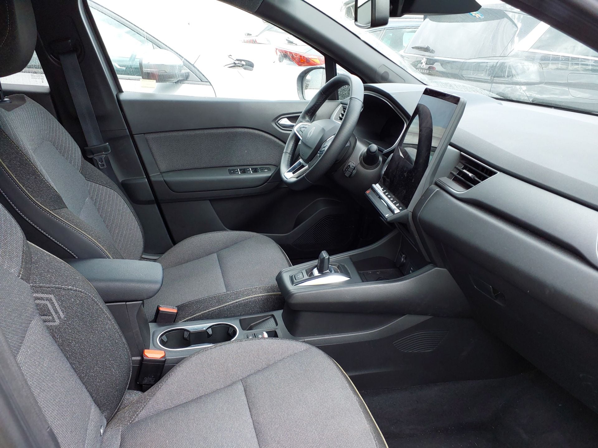 RENAULT Captur  full hybrid E Tech 117kW 160cv Techno(Winterpack) photo