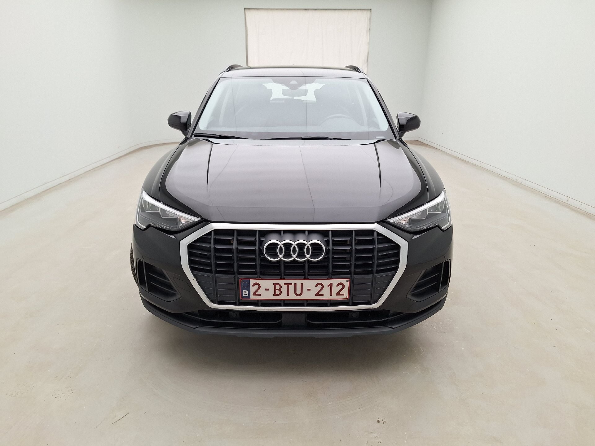 Audi, Q3 '18 PHEV, Audi Q3 45 TFSI e S tronic 5d