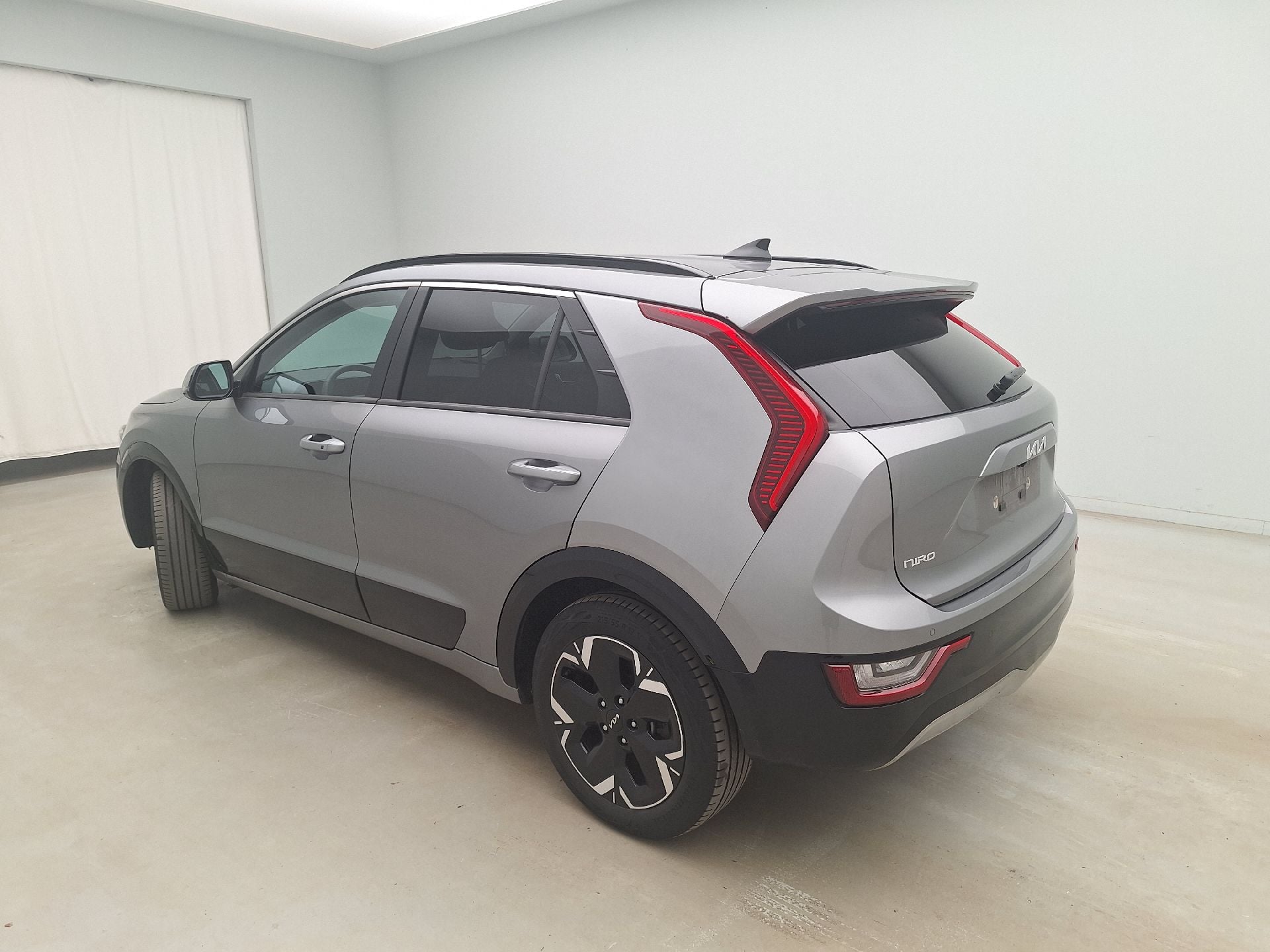 Kia, Niro '22 BEV, KIA Niro 64,8 kWh Pure 5d photo