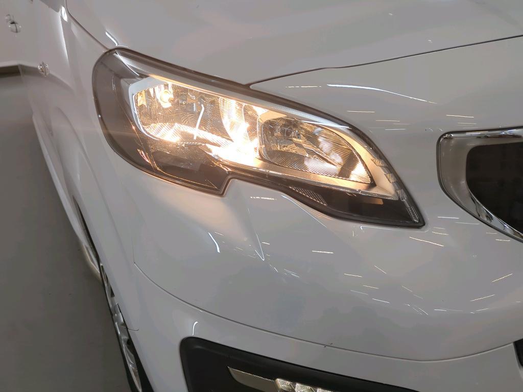 PEUGEOT e-Expert 100 kW photo