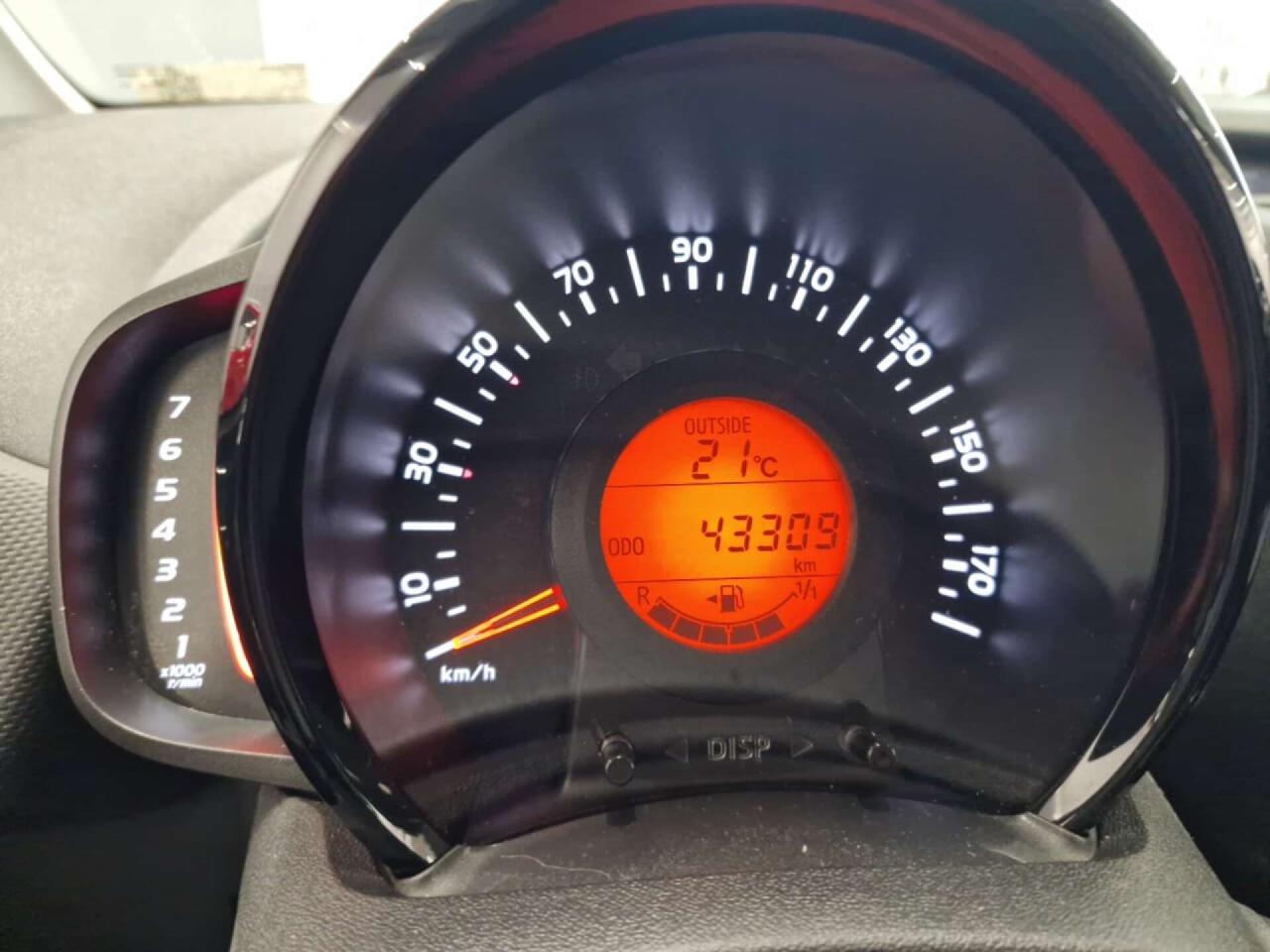 CITROEN C1 1.0 VTi Feel photo
