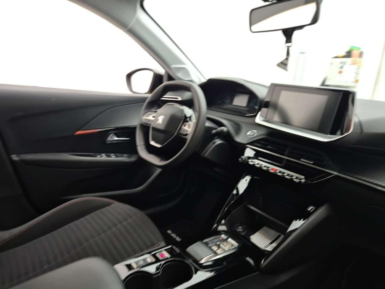 PEUGEOT e-208 Active 50 kWh photo