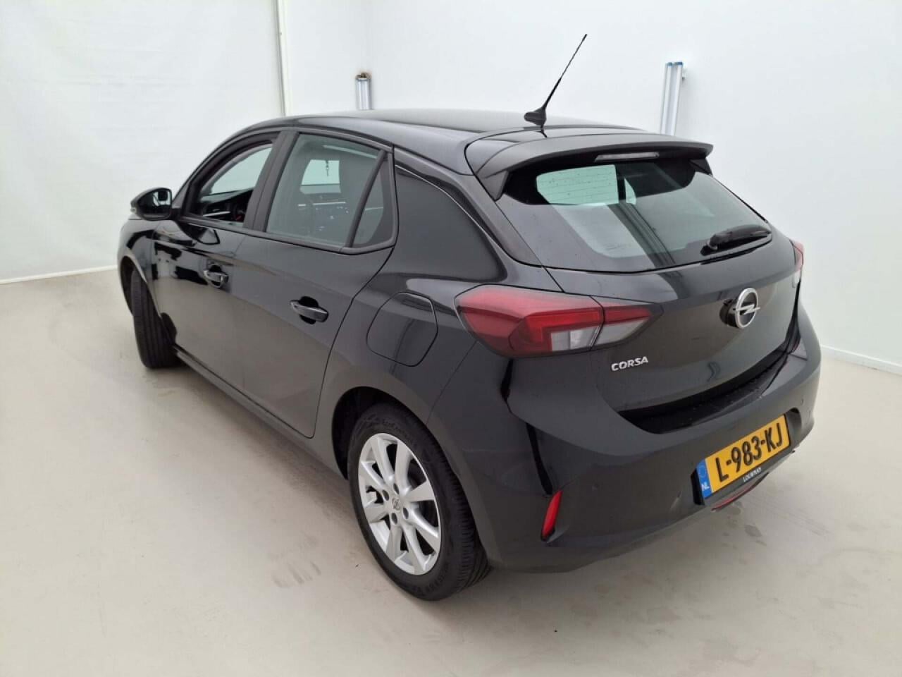 OPEL Corsa 1.2 Edition photo