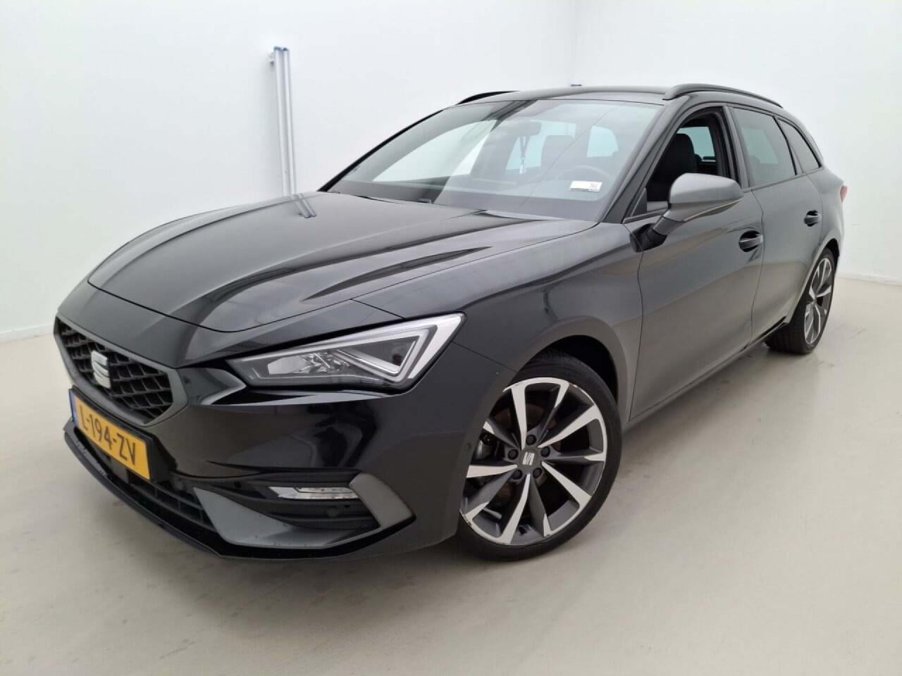 SEAT Leon Sportstourer 1.5 eTSI FR Bns Int DSG