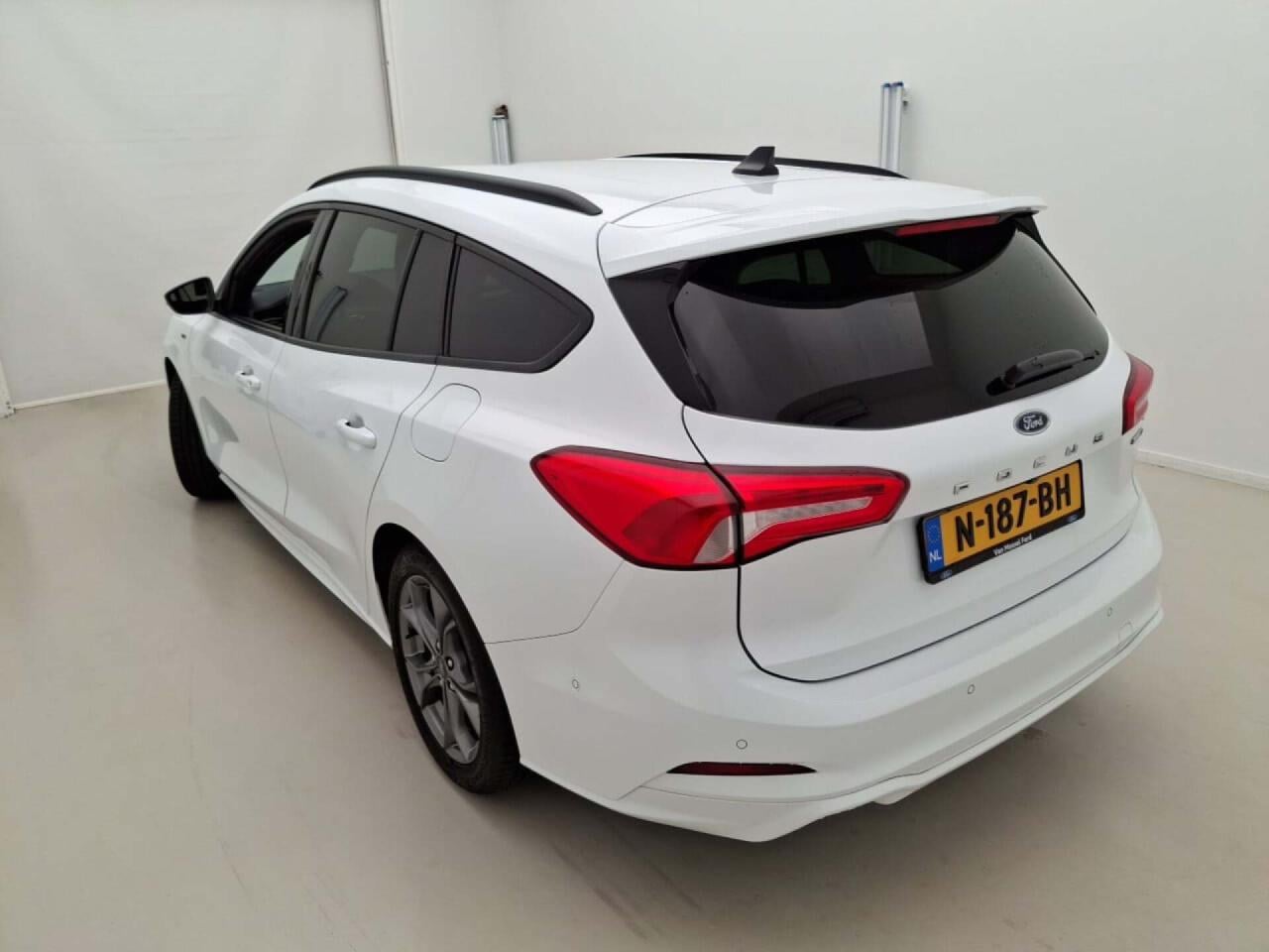 FORD Focus Wagon 1.0 EBH ST L. XBns photo