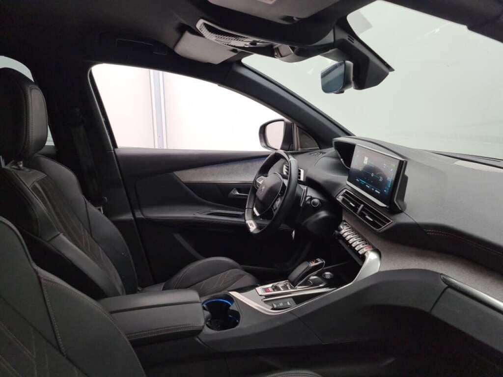 PEUGEOT 3008 1.6 HYbrid GT P.Bns EAT8 photo
