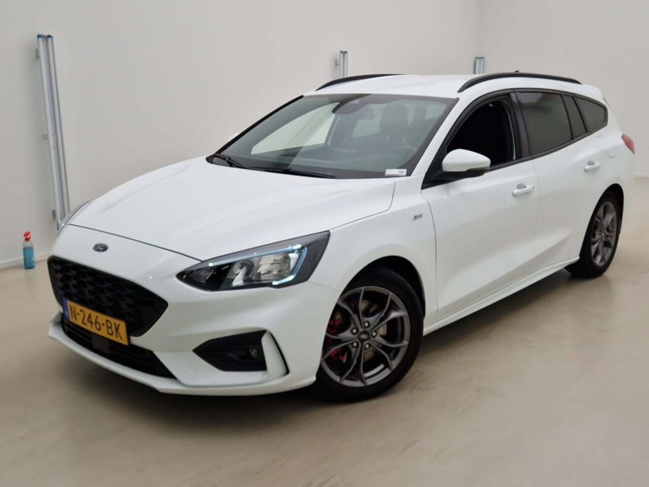FORD Focus Wagon 1.0 EBH ST L. XBns