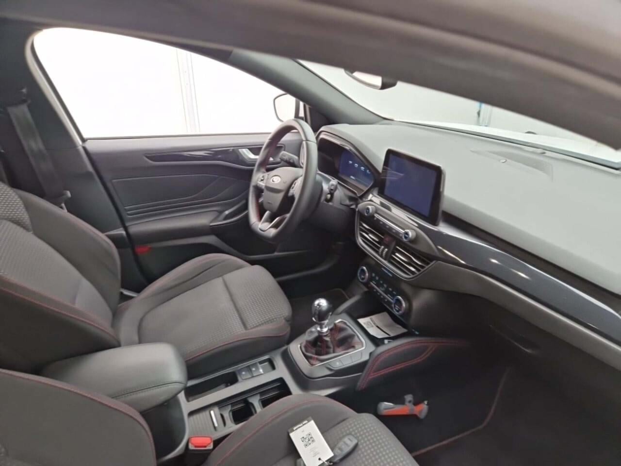 FORD Focus Wagon 1.0 EBH ST L. XBns photo