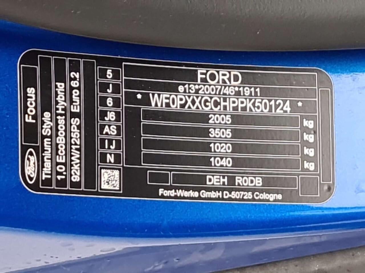 FORD Focus Wagon 1.0 EBH Titanium Style AUT. photo