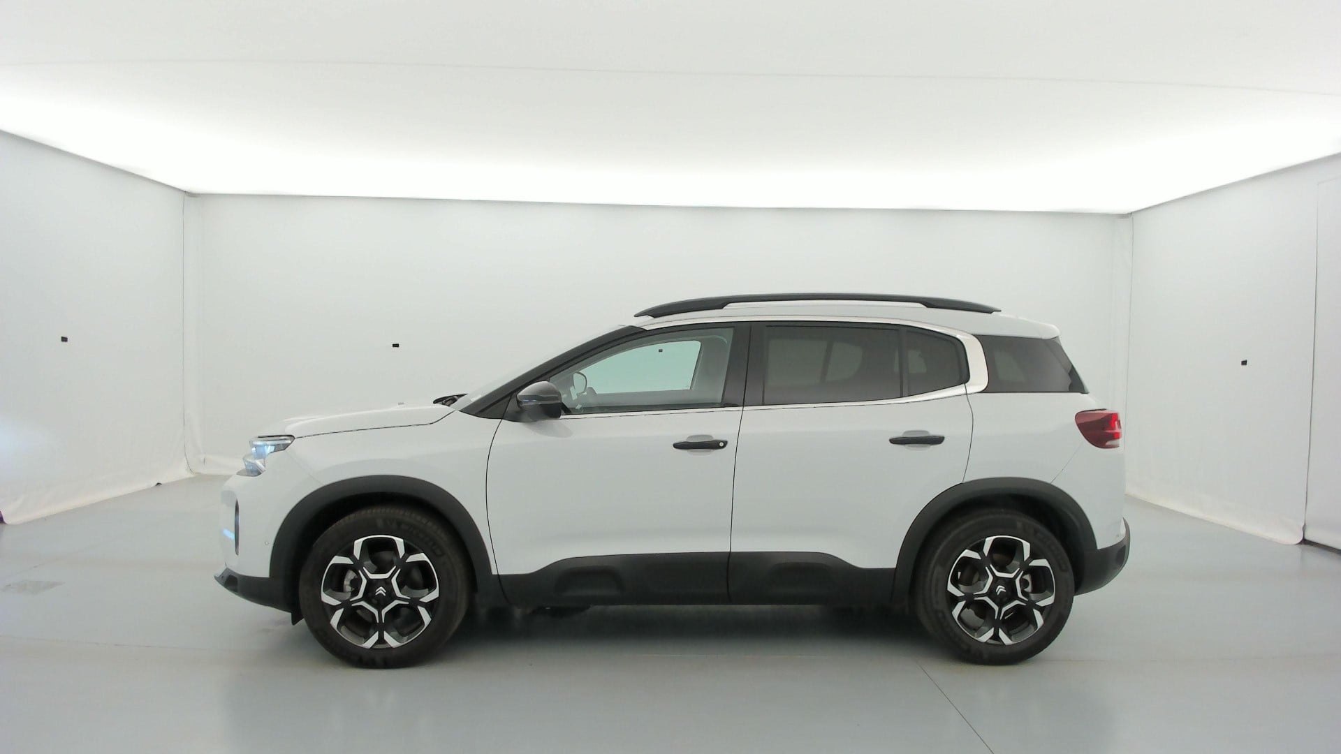 Citroen C5 AIRCROSS Max BlueHDi 130 EAT8 photo