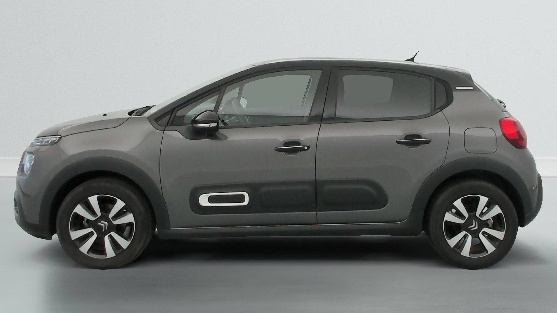 Citroen C3 Shine PureTech 110 S&S BVM6 photo