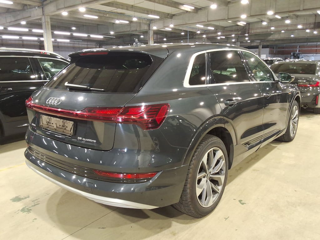 AUDI E-TRON 95 kWh 55 Quattro Advanced photo