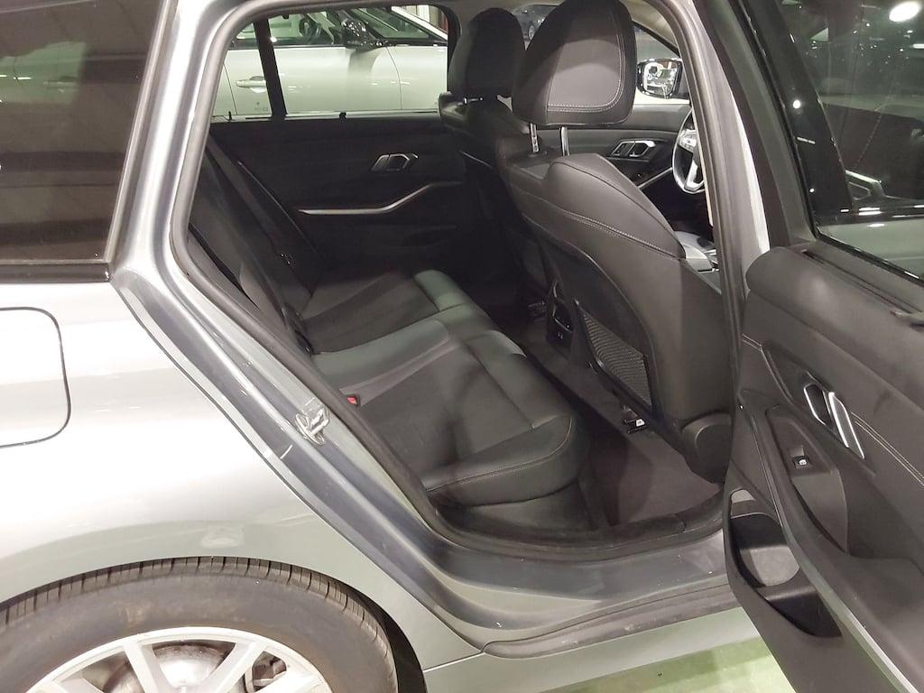 BMW 3 SERIES TOURING 2.0 320E TOURING photo