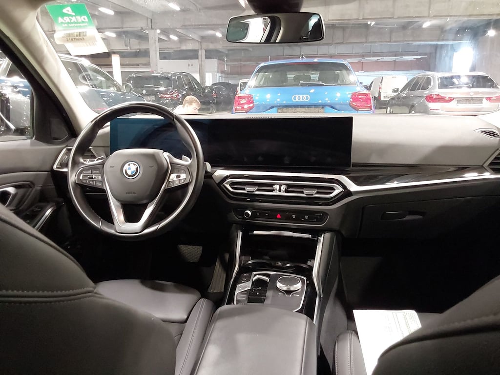 BMW 3 SERIES TOURING 2.0 320E TOURING photo