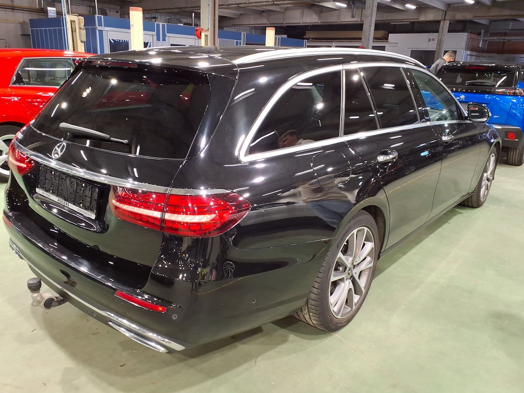 MERCEDES-BENZ E-CLASS BREAK 2.0 E 200 BUSINESS SOLUTION AUTO photo