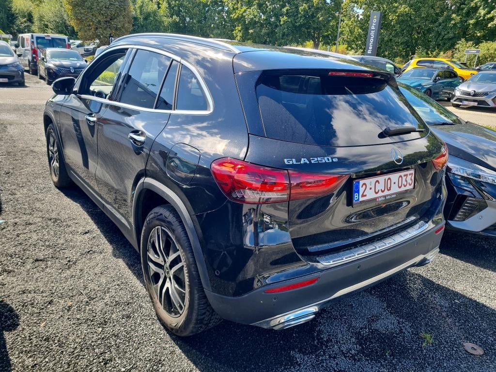 MERCEDES-BENZ GLA 1.3 GLA 250 E DCT BUSINESS SOLUTION photo
