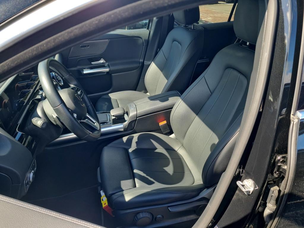 MERCEDES-BENZ GLA 1.3 GLA 250 E DCT BUSINESS SOLUTION photo