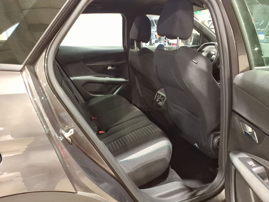 PEUGEOT 3008 1.2 PURETECH 96KW S&amp;S AUTO ACTIVE PACK photo