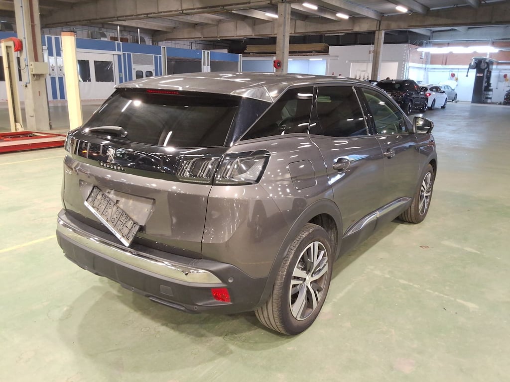 PEUGEOT 3008 1.5 BLUEHDI 96KW S&amp;S ALLURE photo