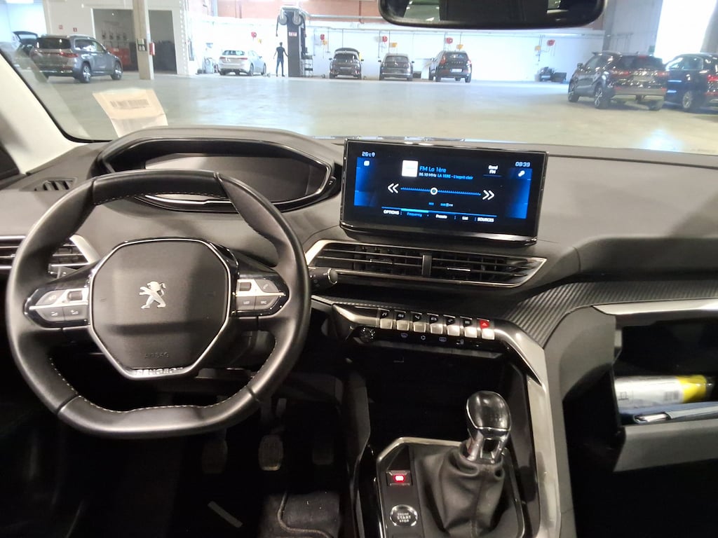 PEUGEOT 3008 1.5 BLUEHDI 96KW S&amp;S ALLURE photo