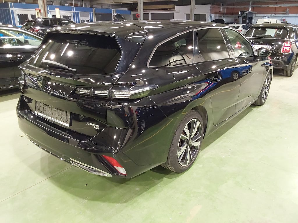 PEUGEOT 308 SW 1.5 BLUEHDI 96KW S-S ALLURE photo