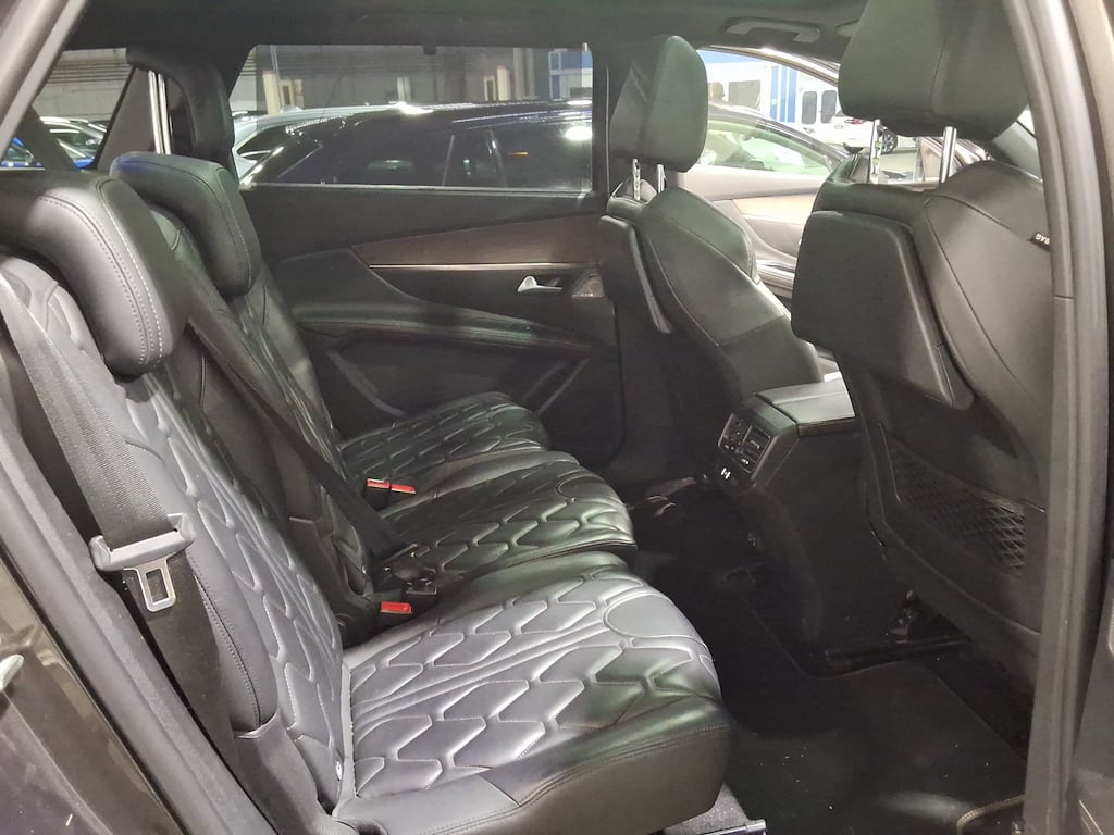 PEUGEOT 5008 1.5 BLUEHDI 130 AUTO GT PACK photo