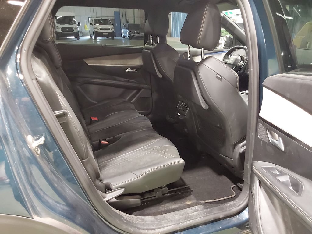 PEUGEOT 5008 2.0 BLUEHDI 180 AUTO GT photo