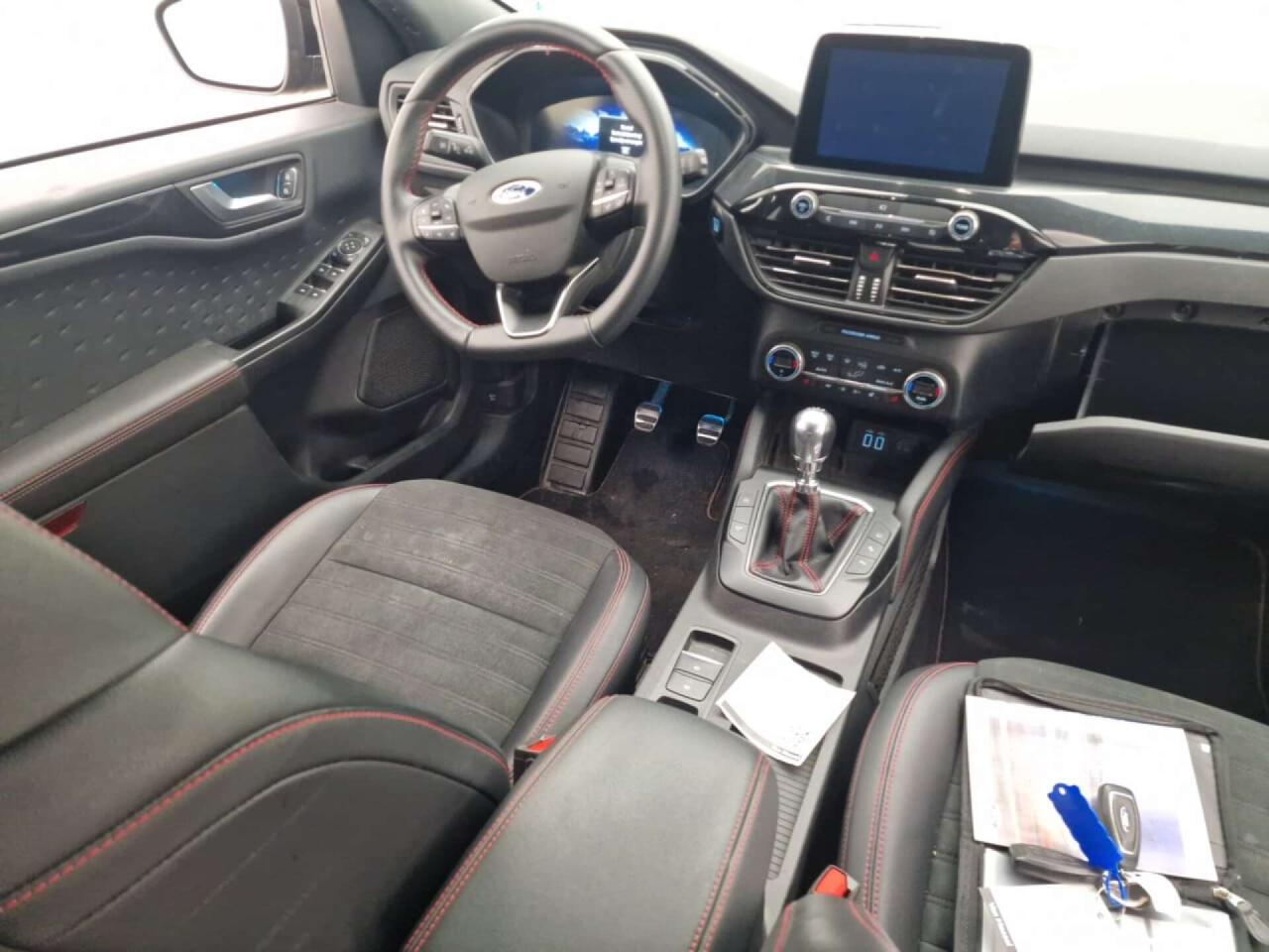 FORD KUGA 1.5 EcoB. ST-Line X photo