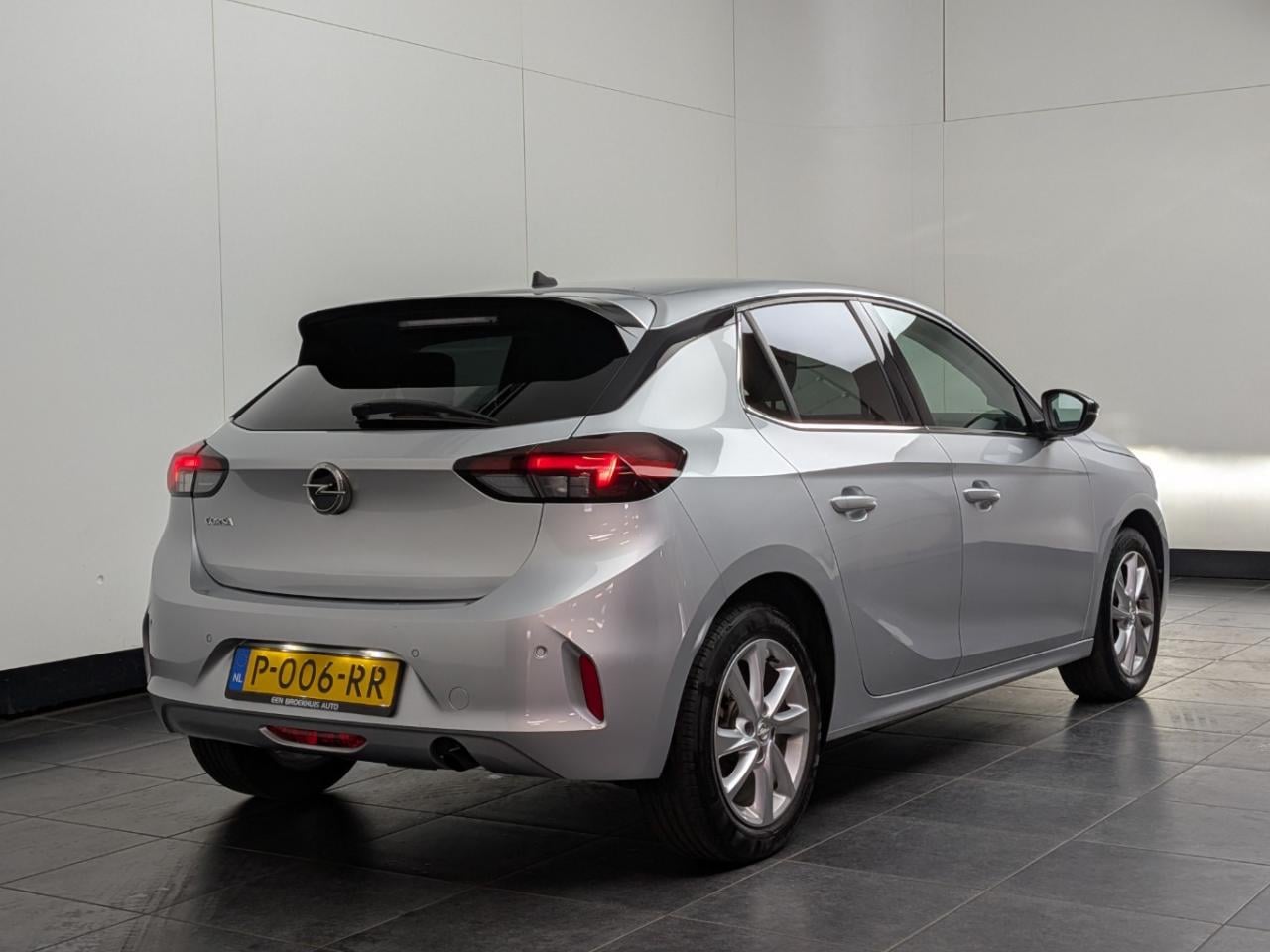 OPEL CORSA 1.2 Elegance photo