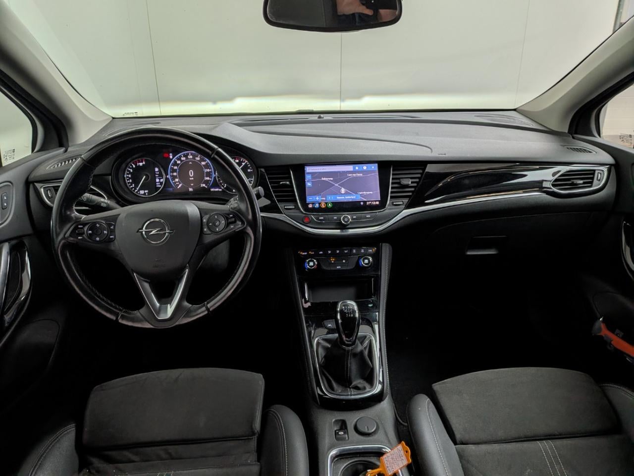 OPEL ASTRA SPORTS TOURER 1.2 Bns Elegance photo