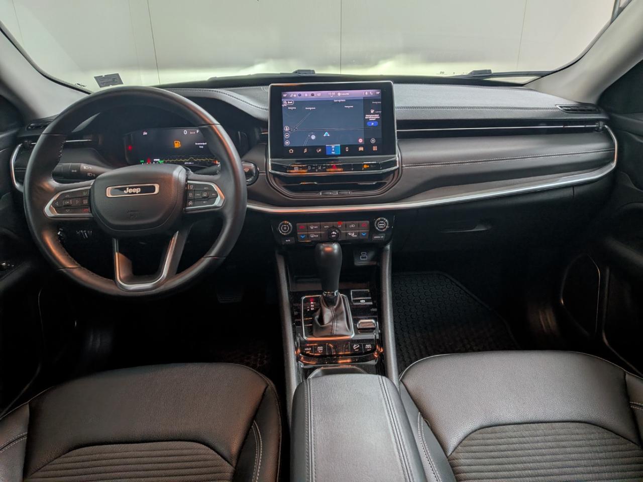 Jeep Compass 4xe 240 Hyb. Limited photo