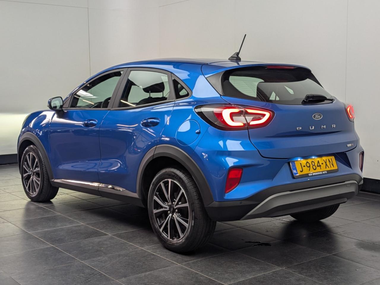 FORD PUMA 1.0 EB Hyb. Titanium photo